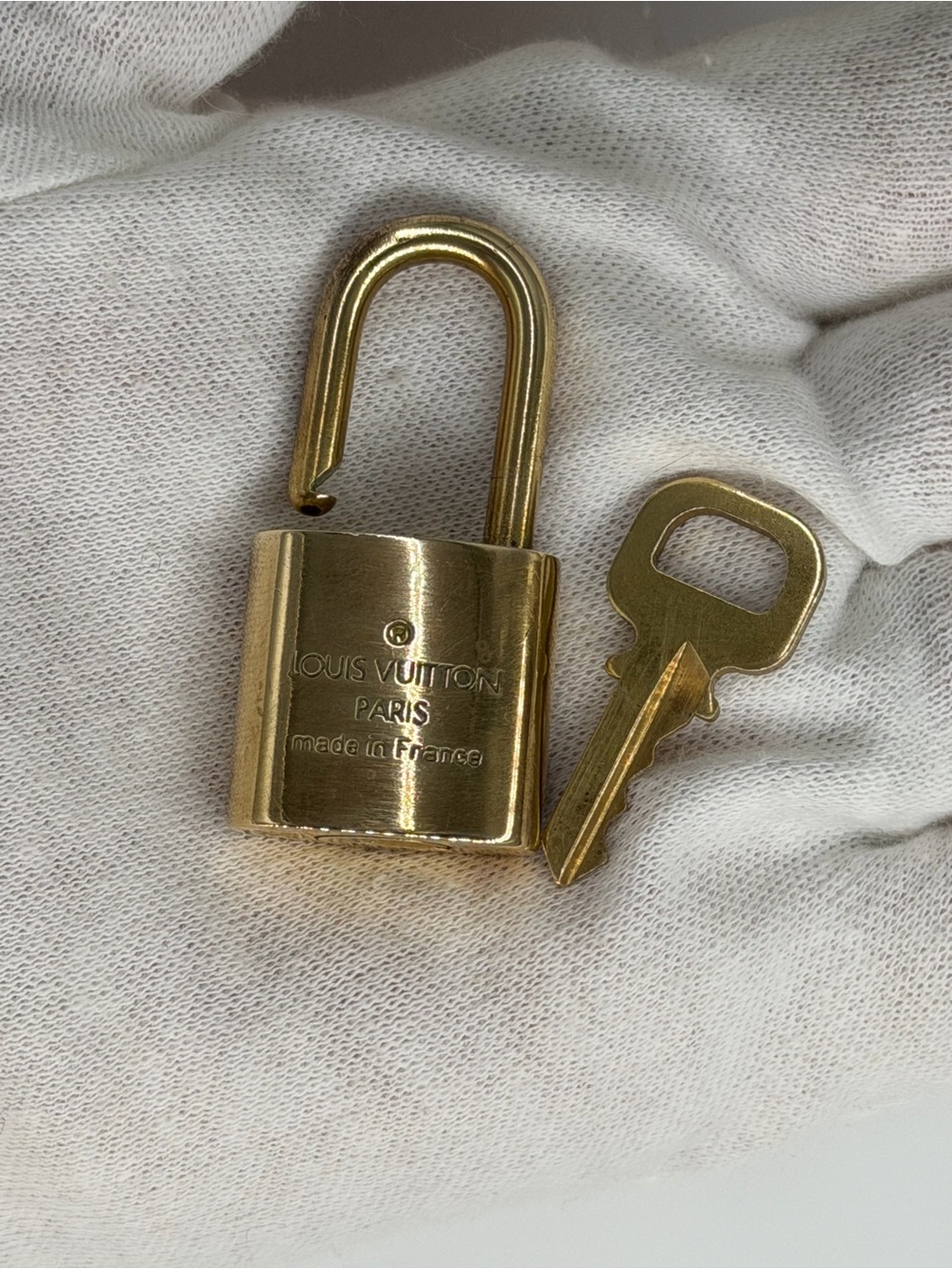 Authentic Louis Vuitton Gold-Tone LV Lock and Key Set - Picture 5 of 8